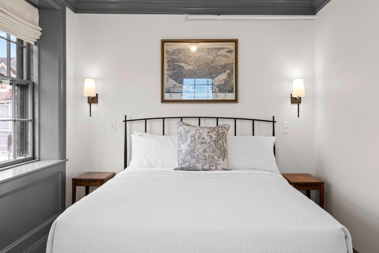 The Davenport Inn Портсмут Екстериор снимка