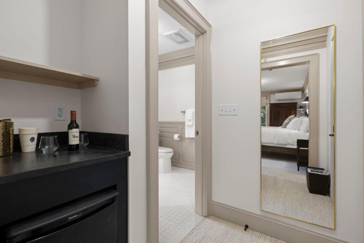 The Davenport Inn Портсмут Екстериор снимка